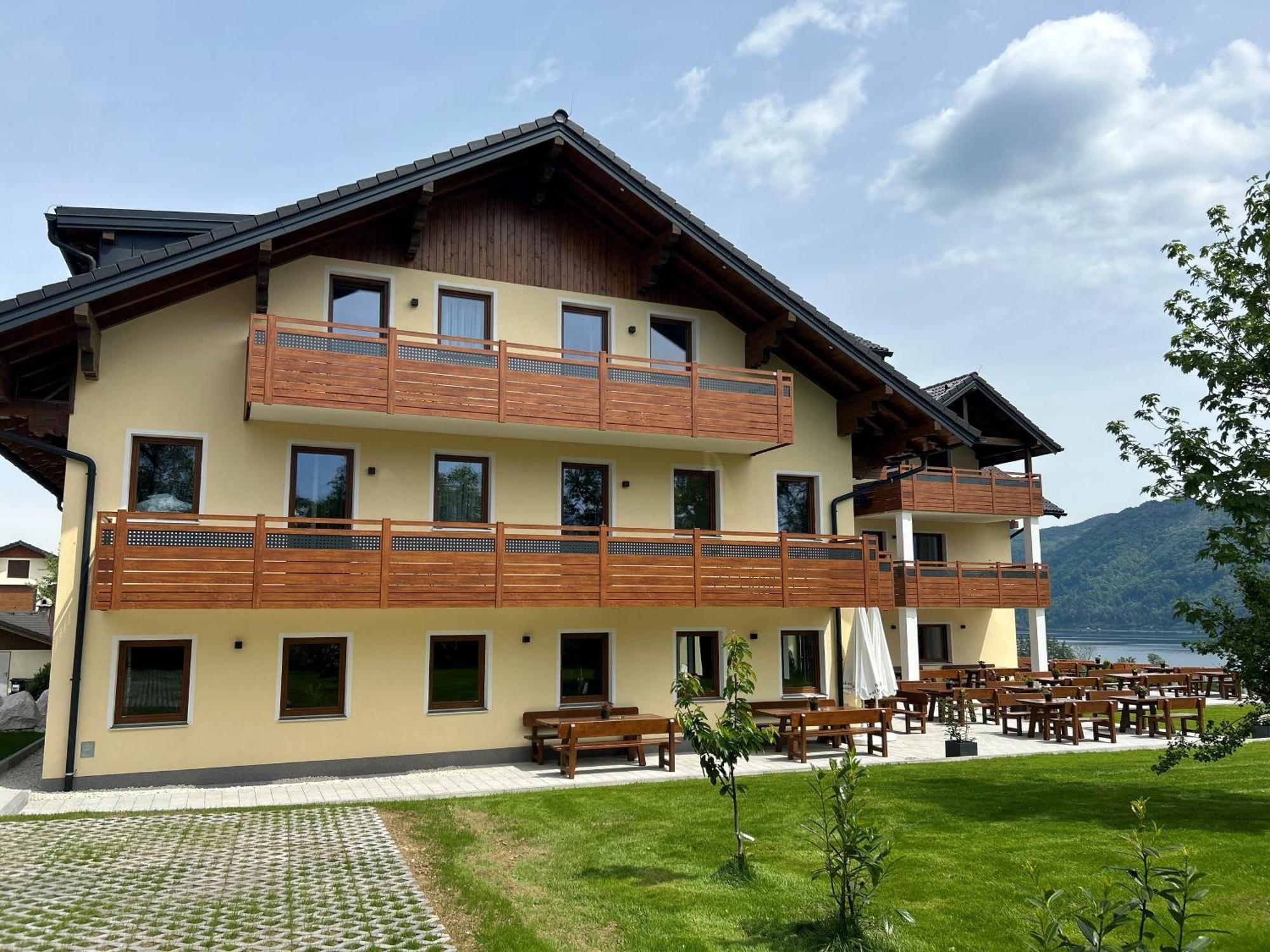 Gasthof Steinbichler นุสดอร์ฟ อัม แอทเทอร์ซี ภายนอก รูปภาพ